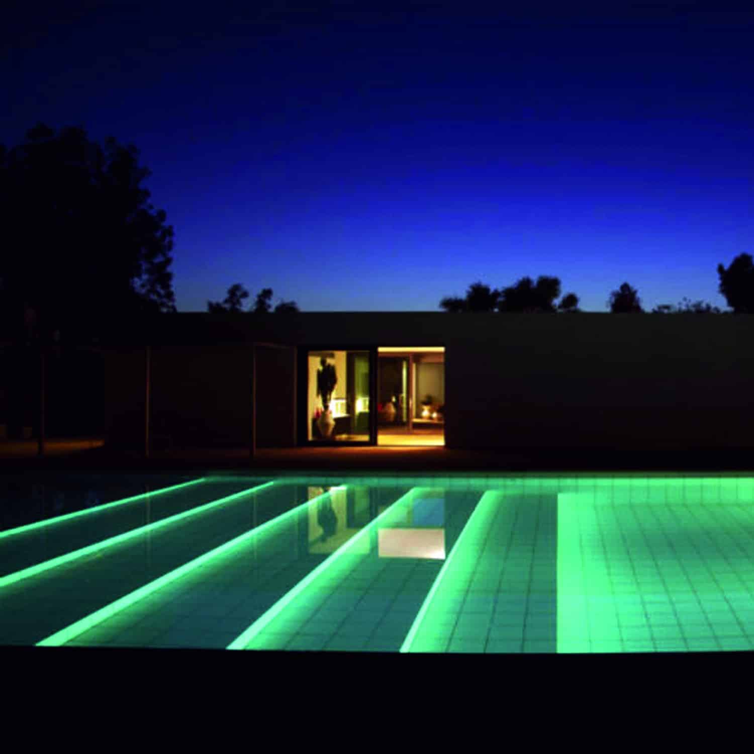 RHEA-Aqua-Rigid-Linear-Light-RLLAQPRO